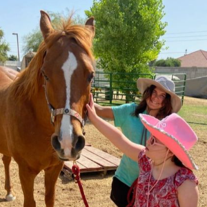 Lennon Equine Therapy Logo